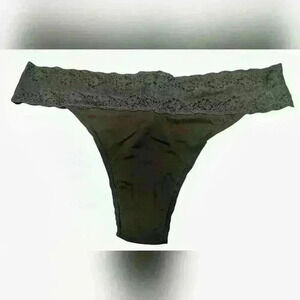 Natori Bliss Perfection Thong OS Truffle